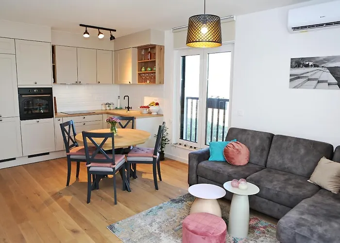 Apartment Gambi With Sea View
